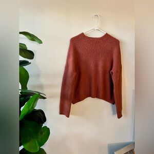 Forever 21 Peach Colored Sweater Women’s Size Small